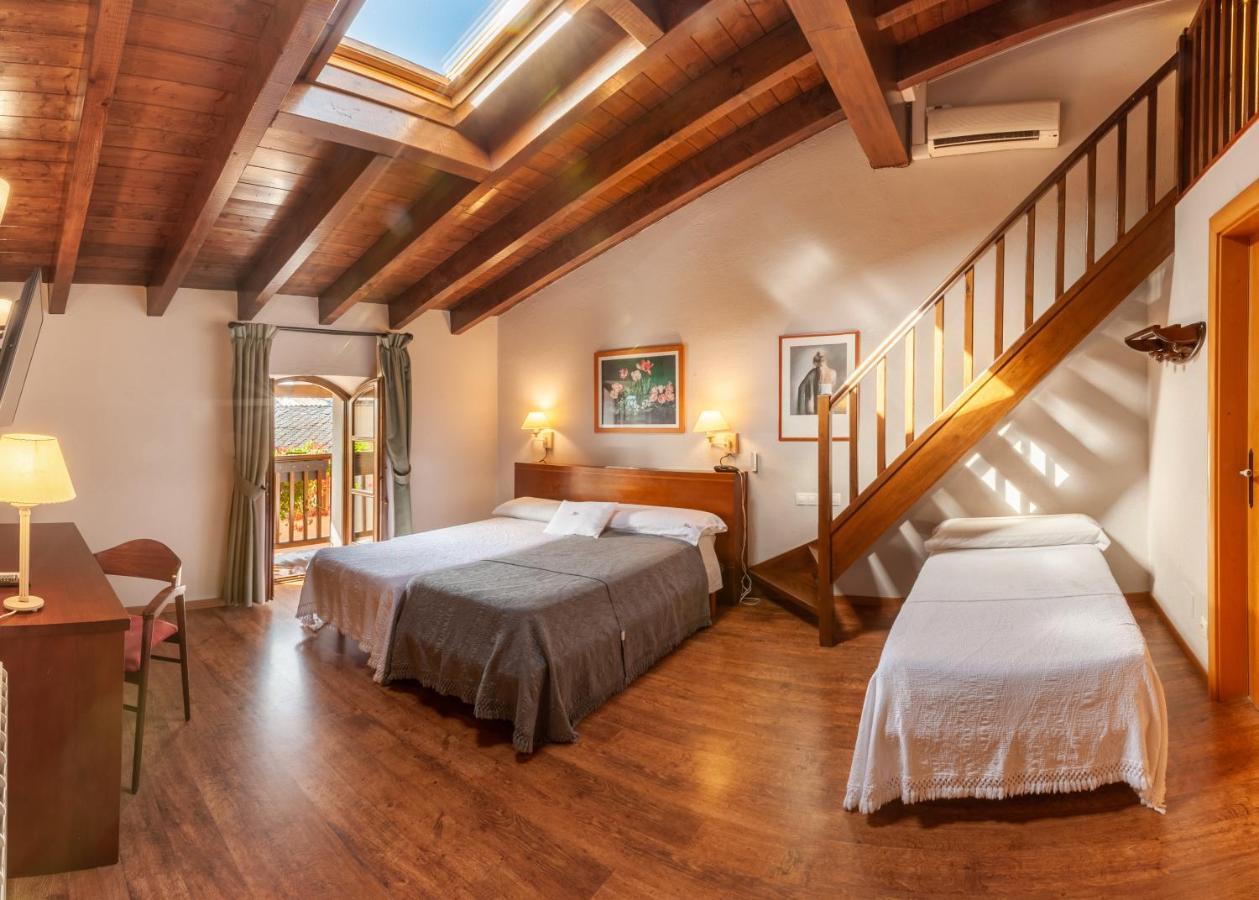 Hotel Fonda Merce Llivia Ngoại thất bức ảnh