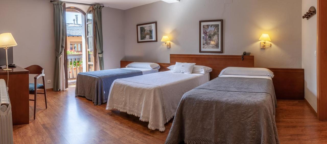 Hotel Fonda Merce Llivia Ngoại thất bức ảnh